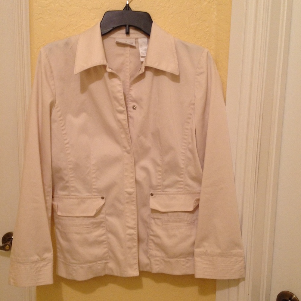Ivory Jacket - Picture 8 of 8